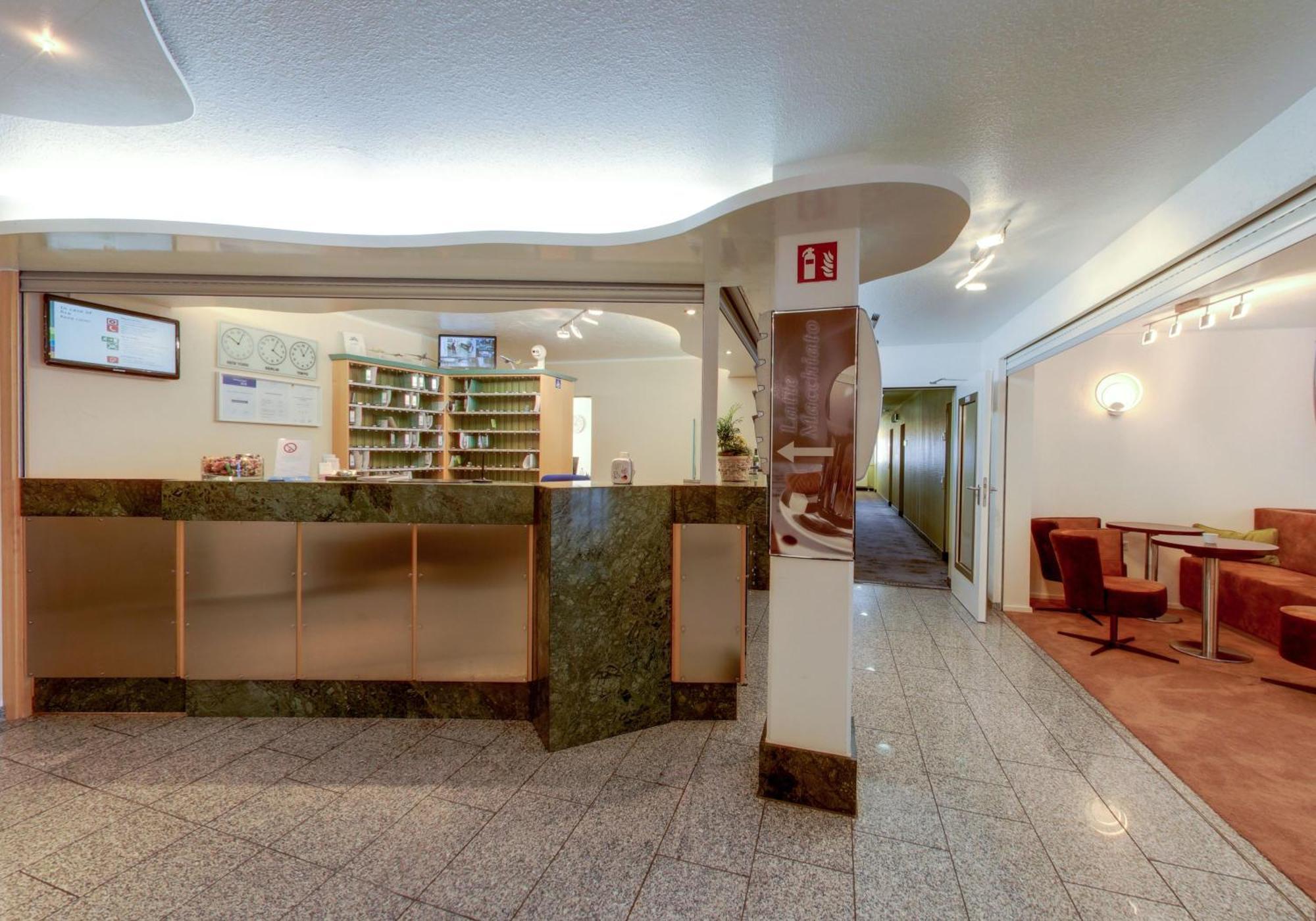 Airporthotel Residenz Steinenbronn Exterior photo